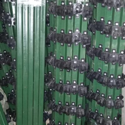 W-POST ELECTRIC FENCE STANDS